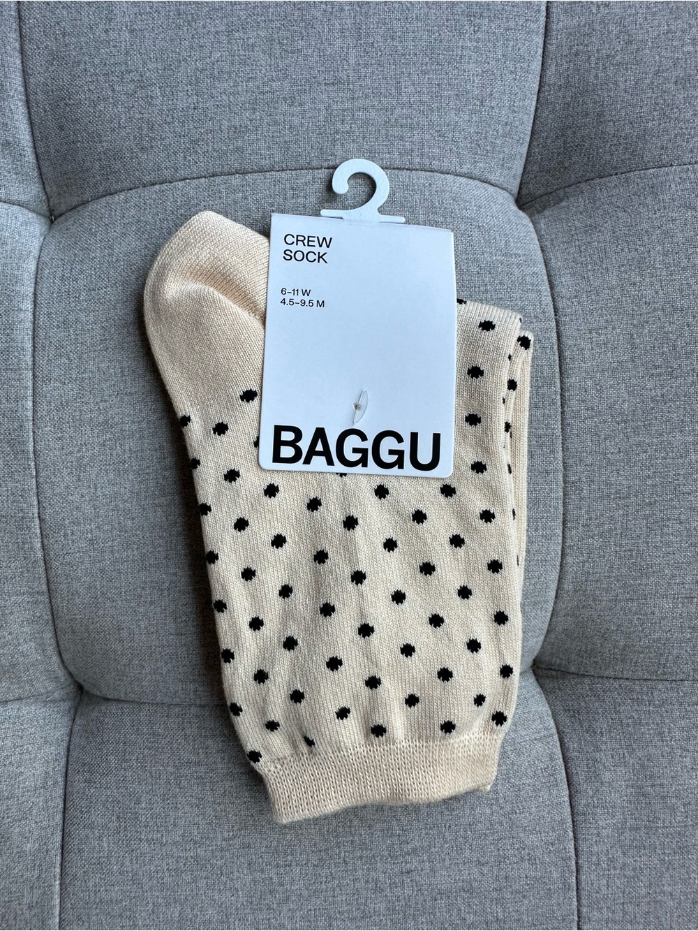 BAGGU Cream Crew Socks with Black Polka Dots